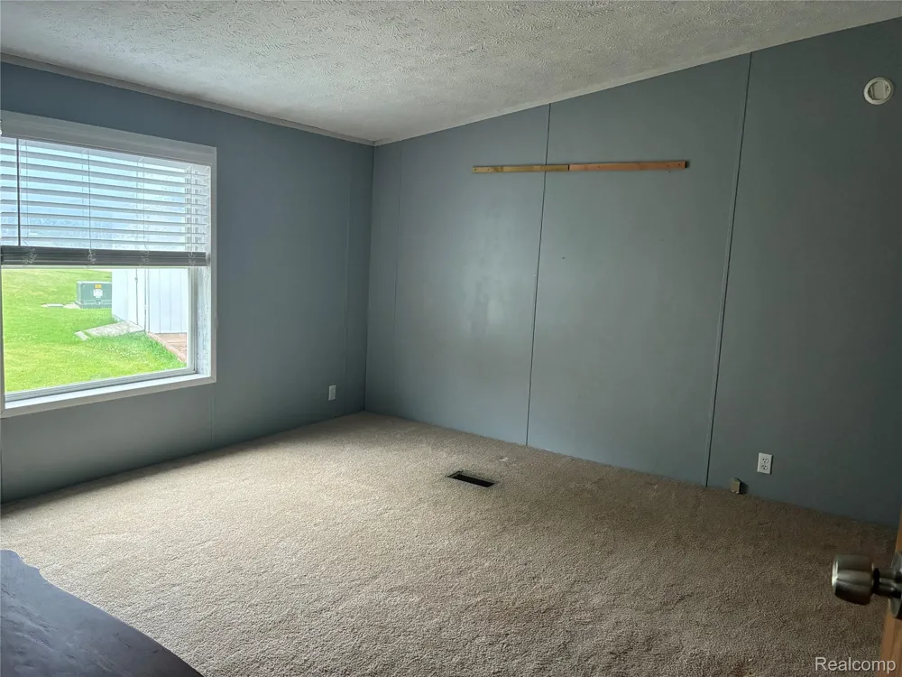 7364 Kings Court Alma City, MI 48801