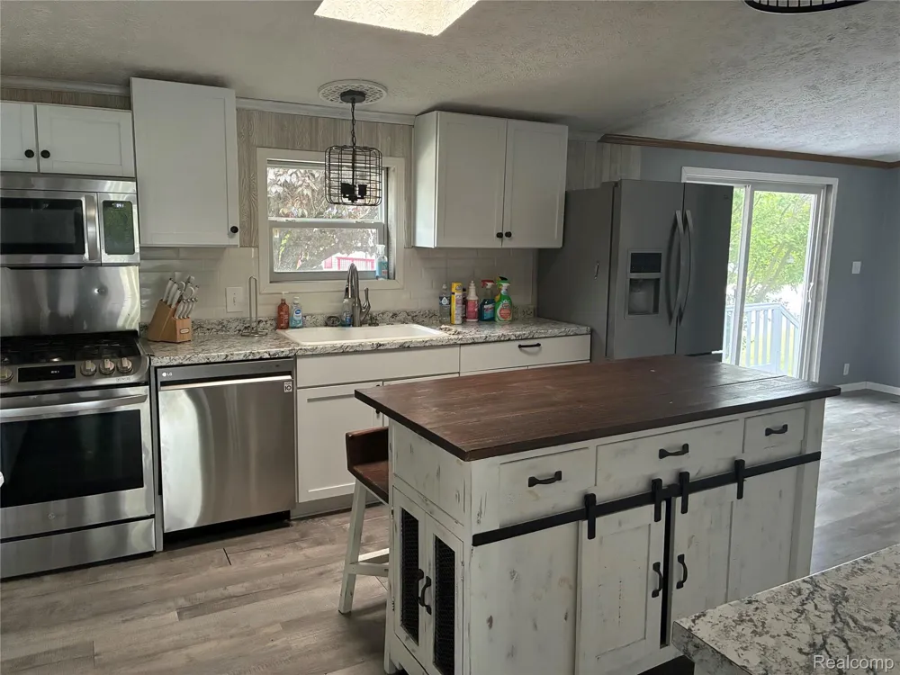 7364 Kings Court Alma City, MI 48801