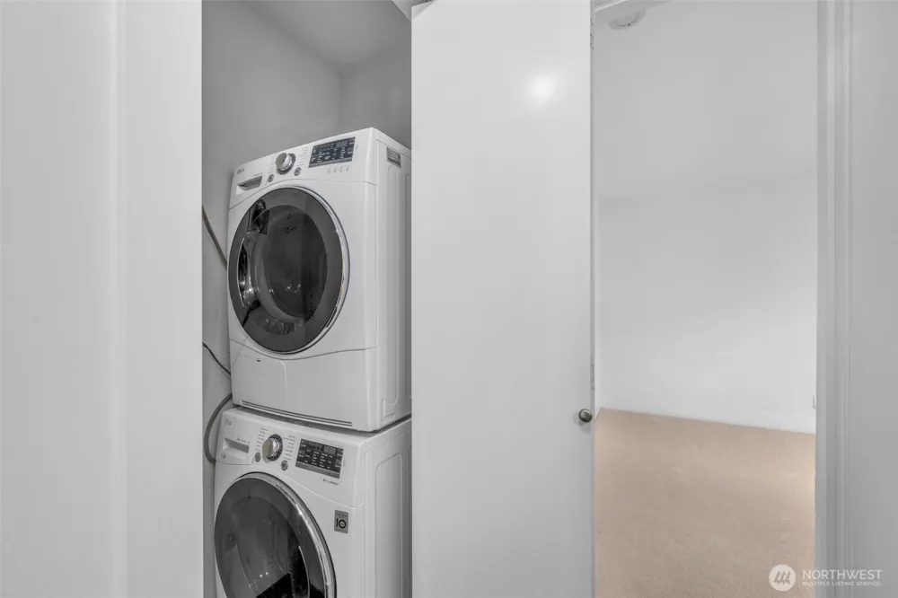 3401 Wallingford Avenue #210 Seattle, WA 98103