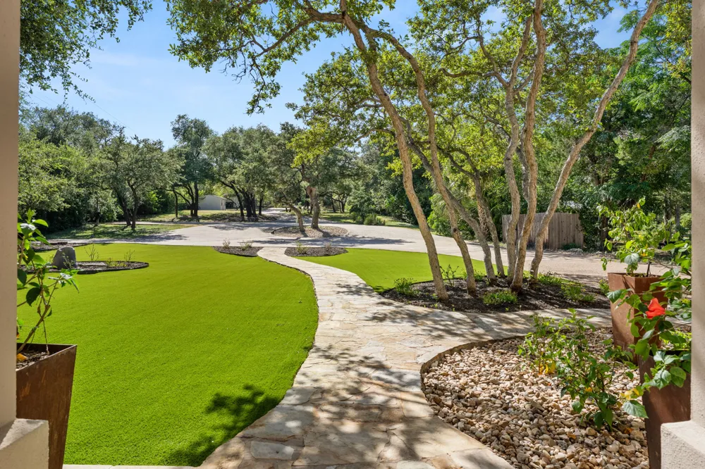 15747 Booth Circle Volente, TX 78641