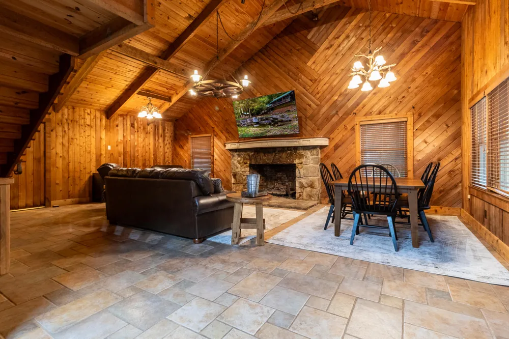131 Ralph Hickey Rd Road Chatsworth, GA 30705