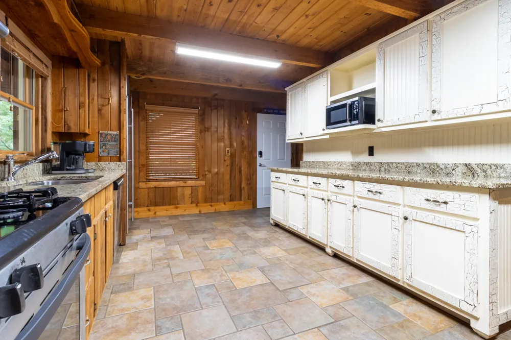 131 Ralph Hickey Rd Road Chatsworth, GA 30705
