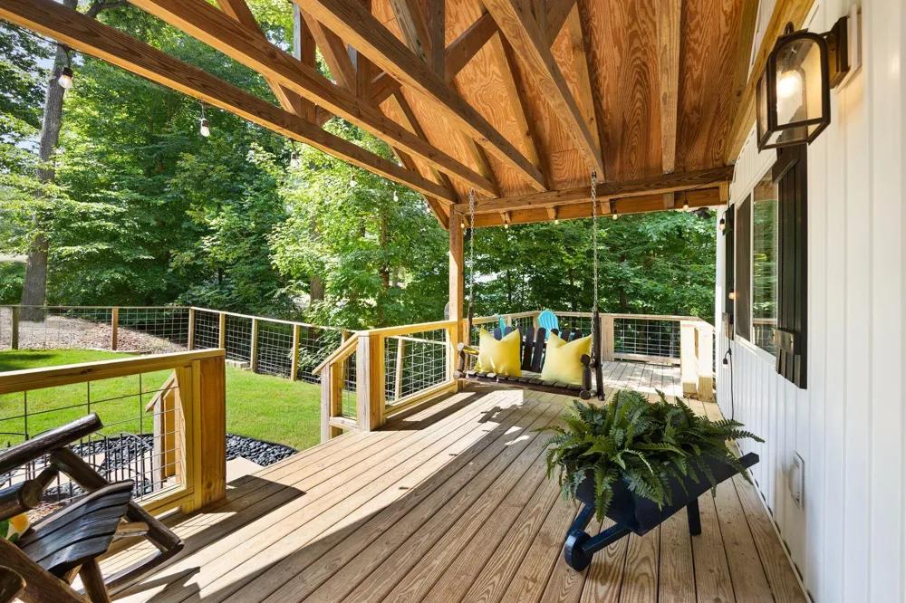 800 Reynolds Bridge Road Benton, TN 37307