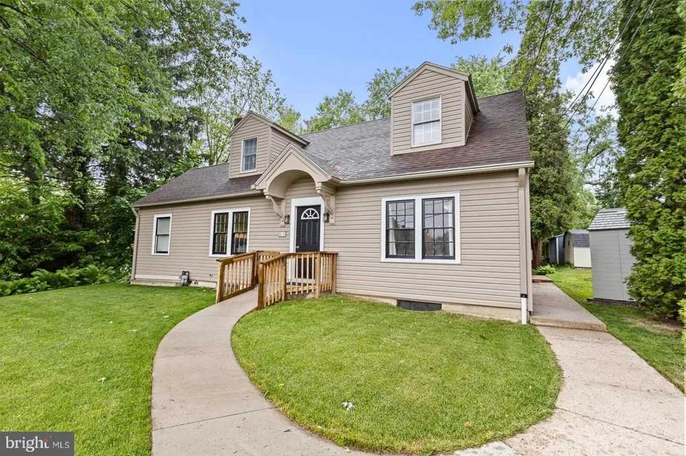20 CLAYTON AVENUE Lancaster, PA 17602