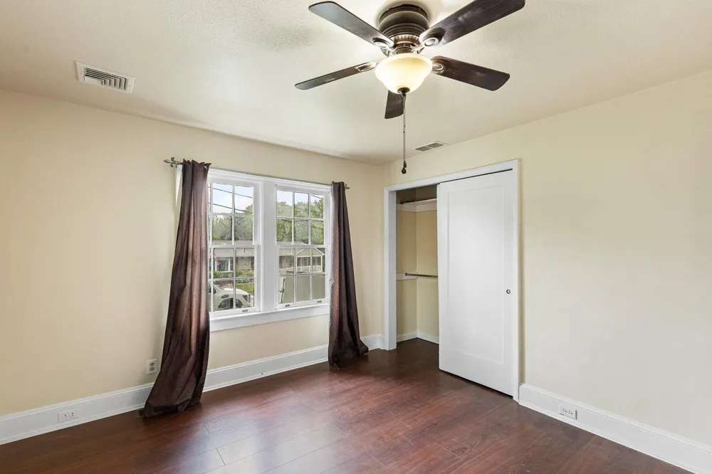 20 CLAYTON AVENUE Lancaster, PA 17602