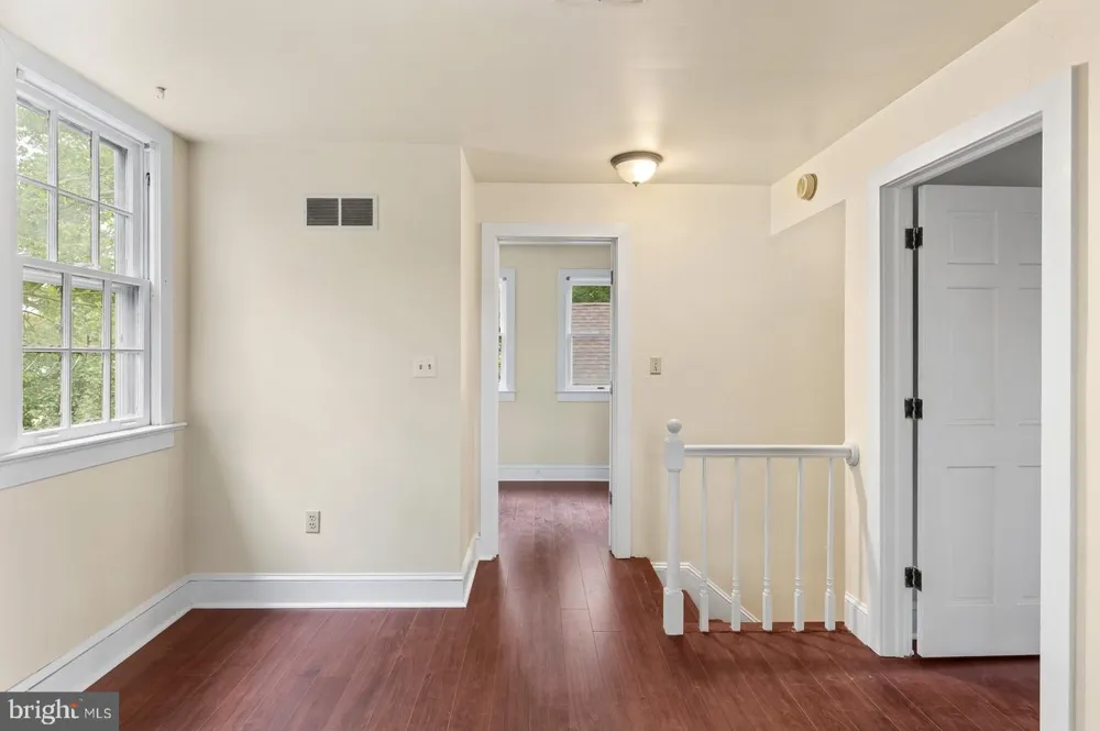 20 CLAYTON AVENUE Lancaster, PA 17602