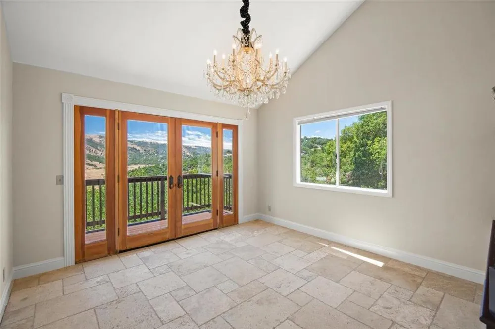 17864 Holiday Drive Morgan Hill, CA 95037