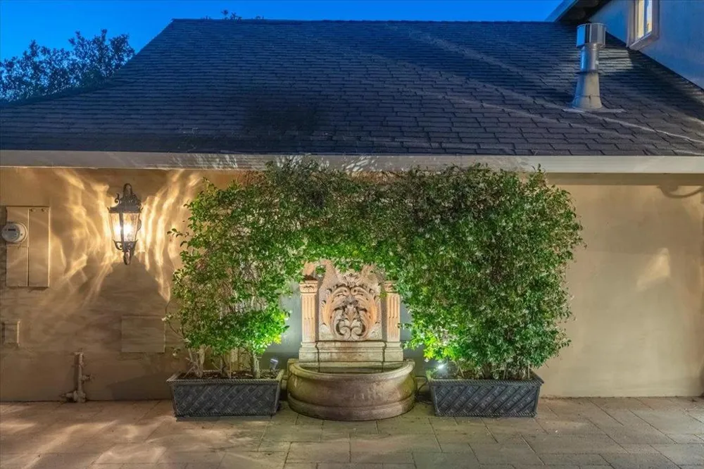 17864 Holiday Drive Morgan Hill, CA 95037