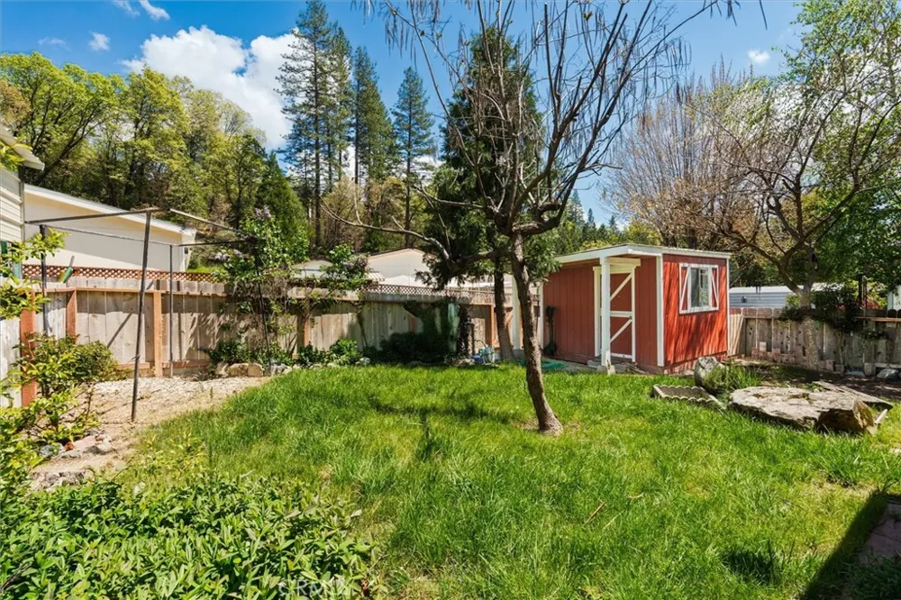 39737 Road 274 #14 Bass Lake, CA 93604