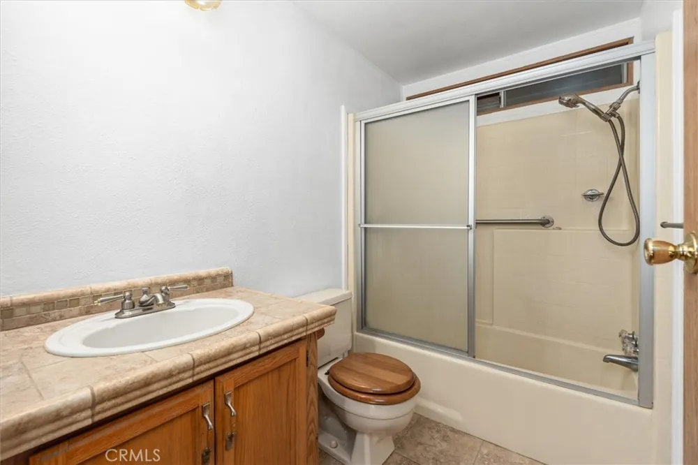 39737 Road 274 #14 Bass Lake, CA 93604