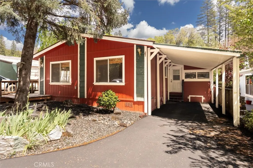 39737 Road 274 #14 Bass Lake, CA 93604