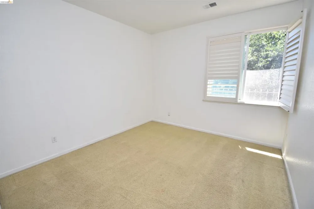 5548 Cortina Ln Stockton, CA 95219