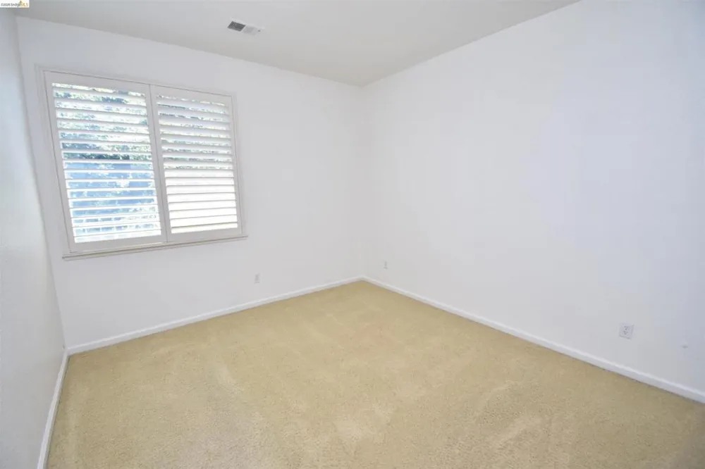 5548 Cortina Ln Stockton, CA 95219