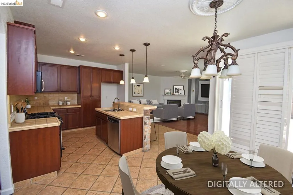 5548 Cortina Ln Stockton, CA 95219