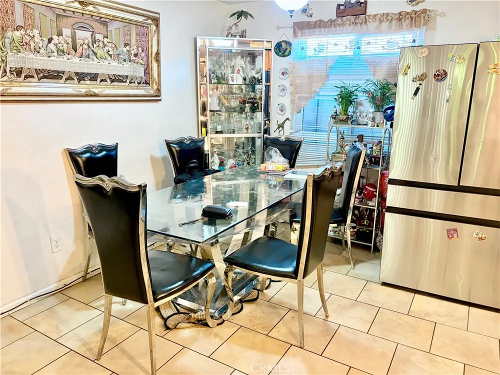 20146 Cohasset Street #5 Winnetka, CA 91306
