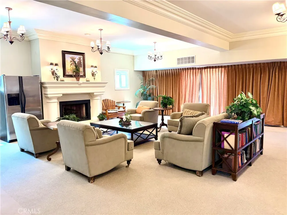 20146 Cohasset Street #5 Winnetka, CA 91306