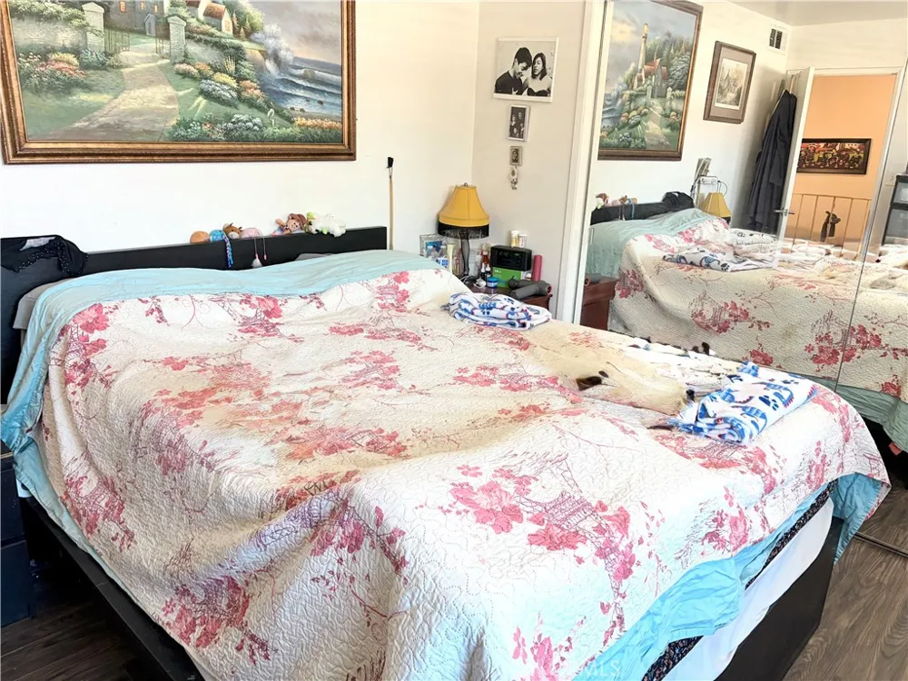 20146 Cohasset Street #5 Winnetka, CA 91306