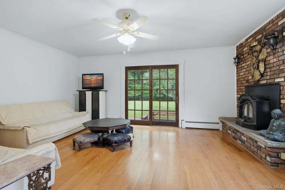 2289 Sultana Drive Yorktown Heights, NY 10598