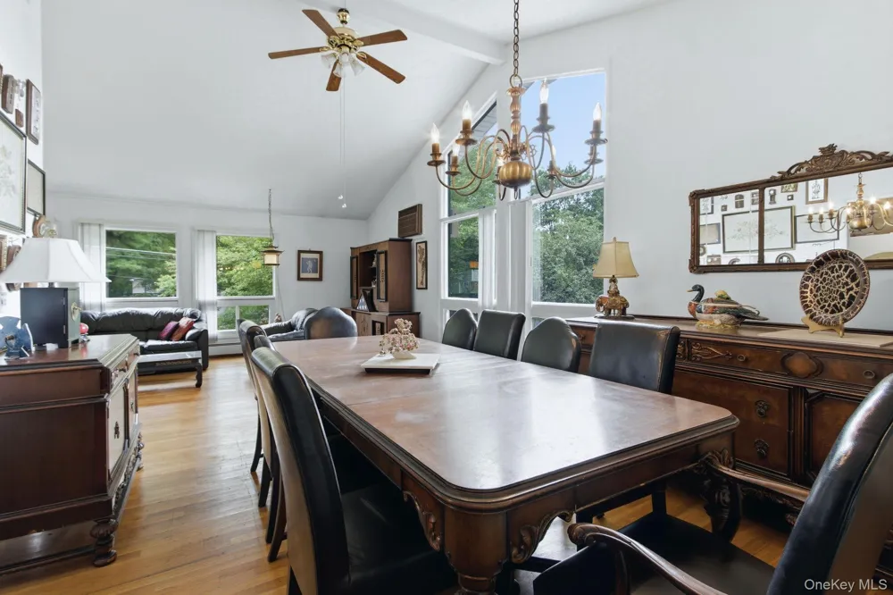 2289 Sultana Drive Yorktown Heights, NY 10598