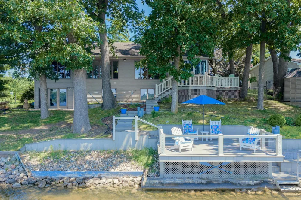 61763 Crestlane Drive Sturgis, MI 49091