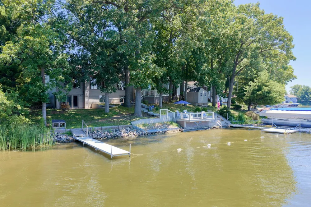 61763 Crestlane Drive Sturgis, MI 49091