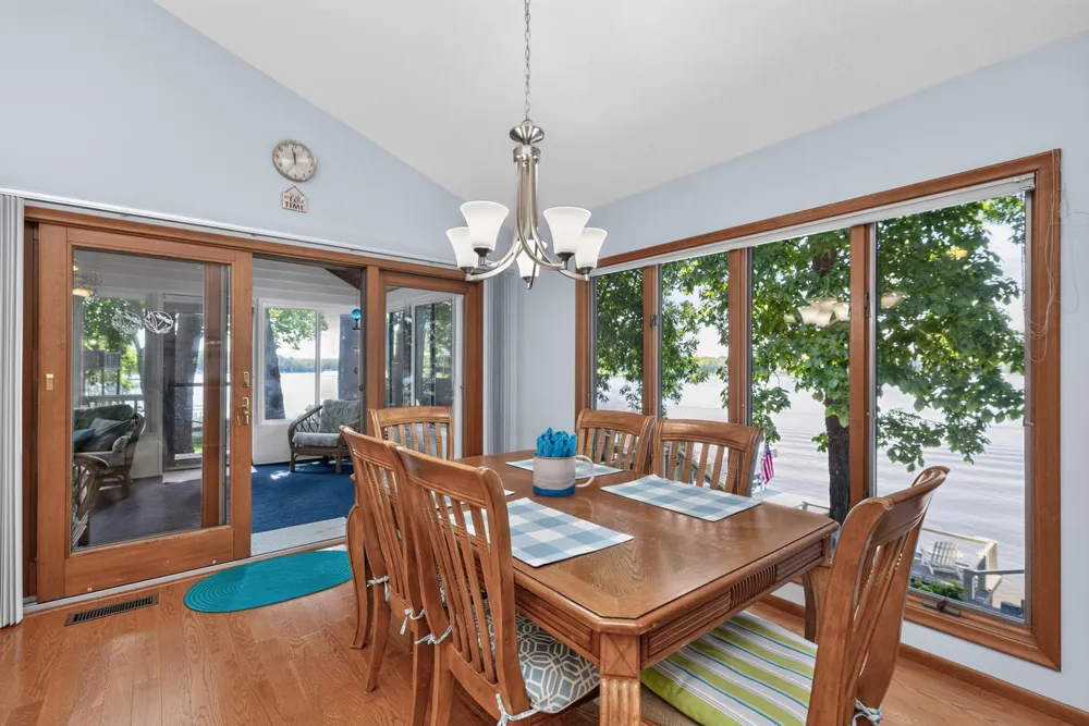 61763 Crestlane Drive Sturgis, MI 49091