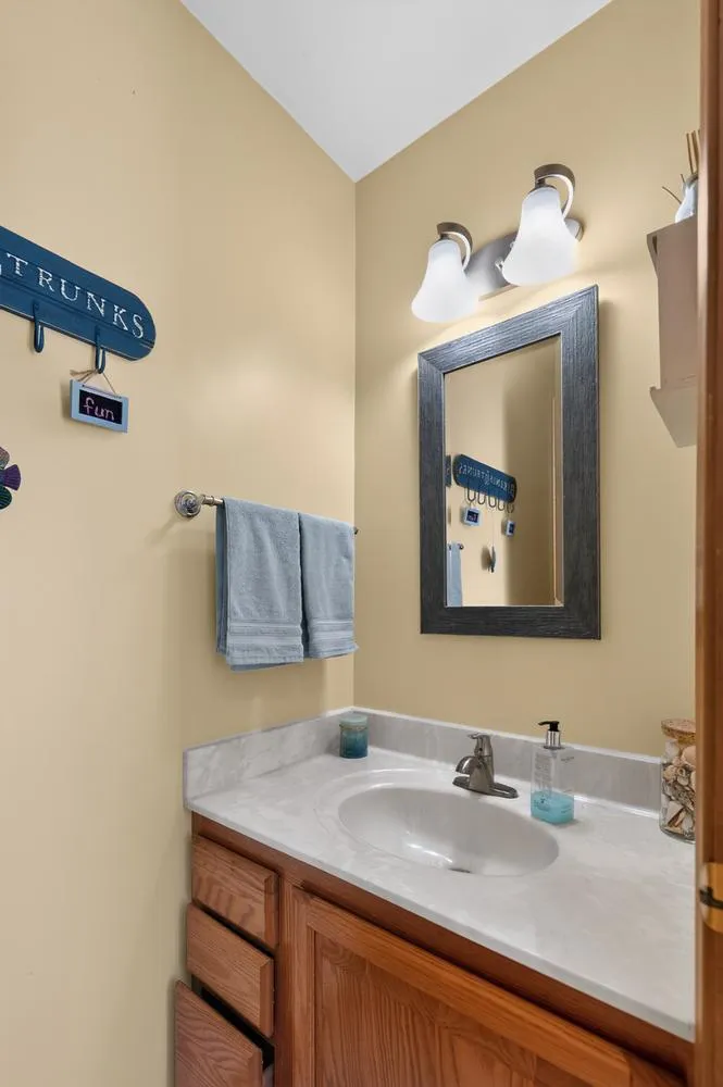 61763 Crestlane Drive Sturgis, MI 49091