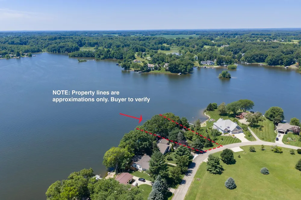 61763 Crestlane Drive Sturgis, MI 49091
