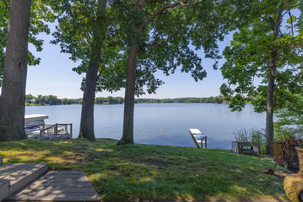 61763 Crestlane Drive Sturgis, MI 49091