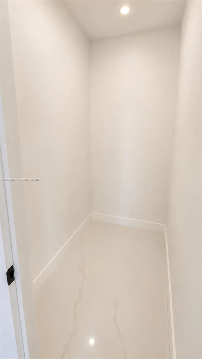 11820 SW 223rd St Miami, FL 33170