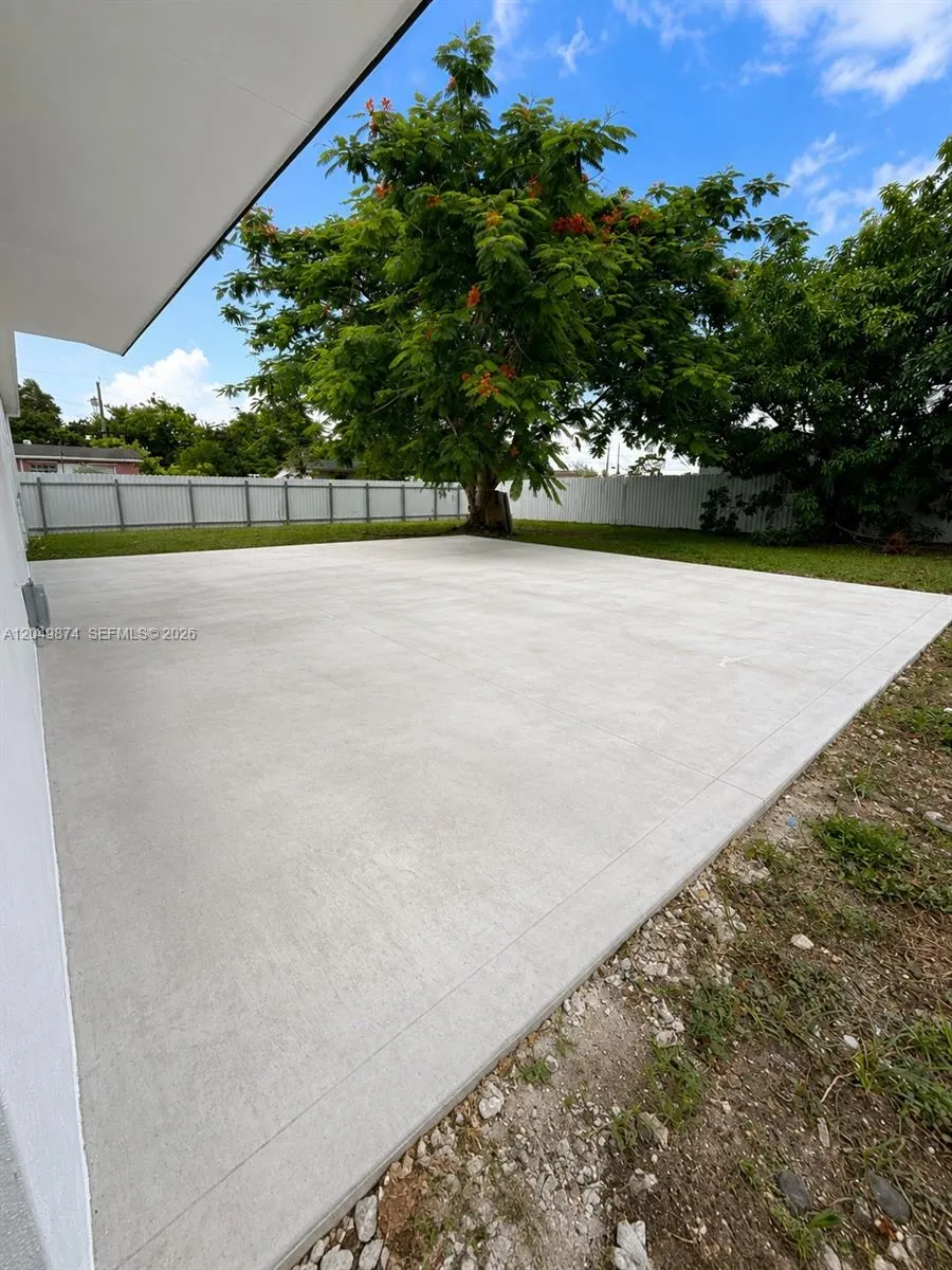 11820 SW 223rd St Miami, FL 33170