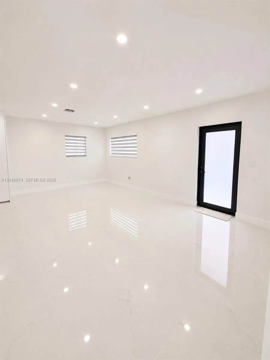 11820 SW 223rd St Miami, FL 33170