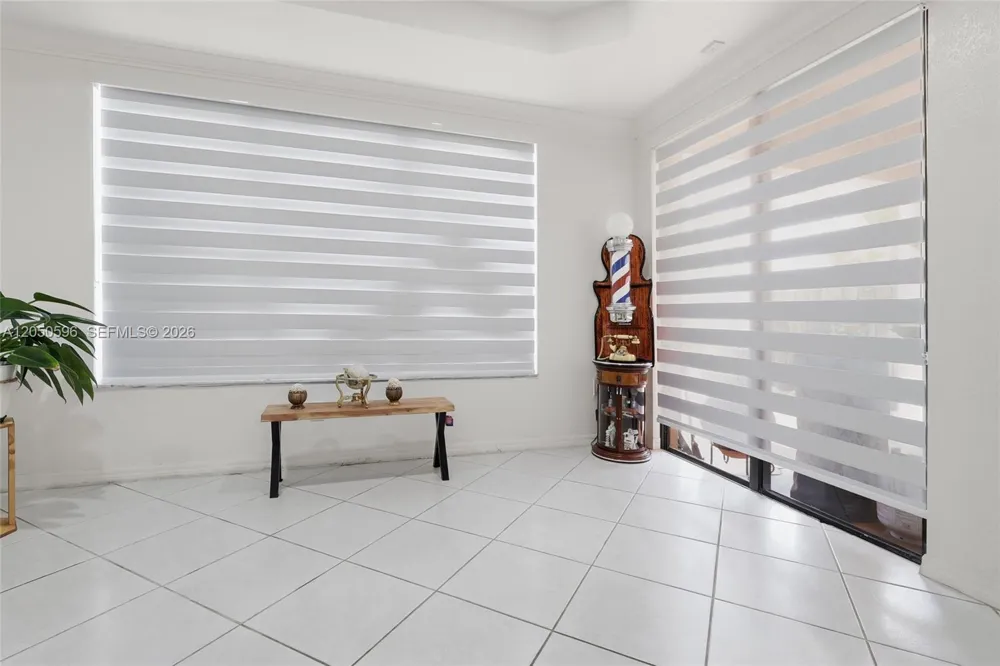 8932 SW 228th Ln Cutler Bay, FL 33190