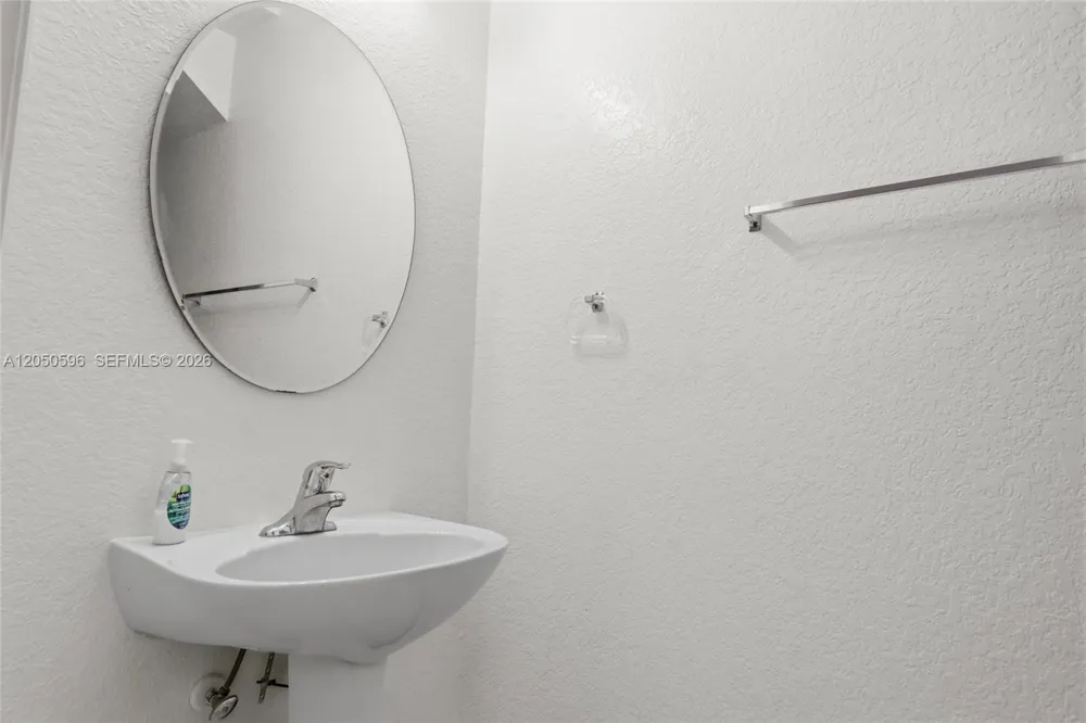 8932 SW 228th Ln Cutler Bay, FL 33190