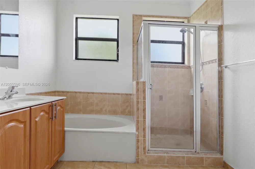8932 SW 228th Ln Cutler Bay, FL 33190