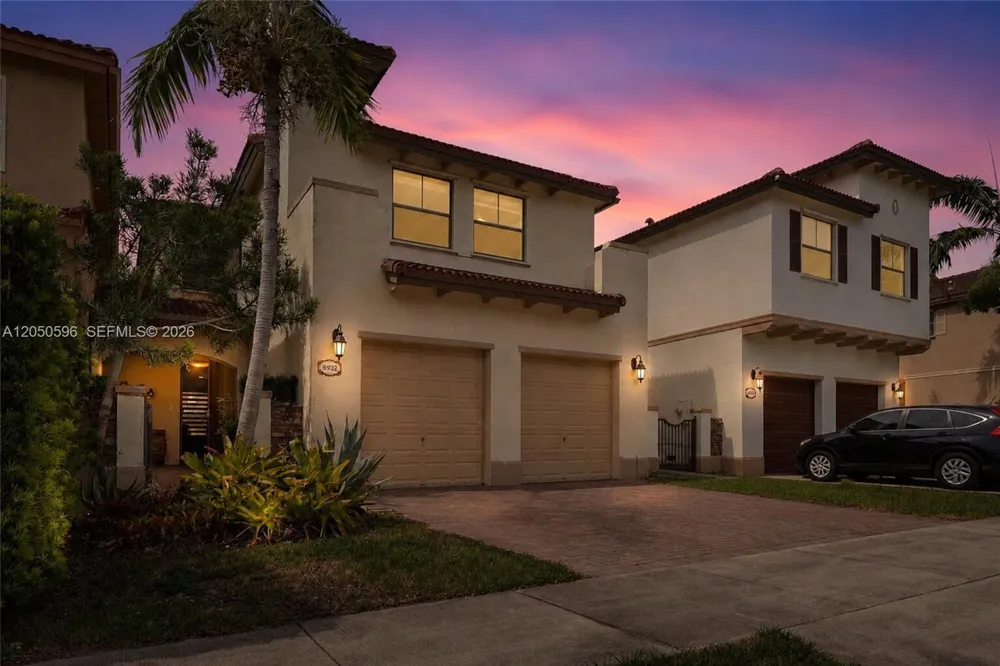 8932 SW 228th Ln Cutler Bay, FL 33190
