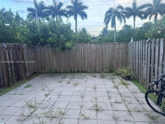 14852 SW 183rd Ter Miami, FL 33187
