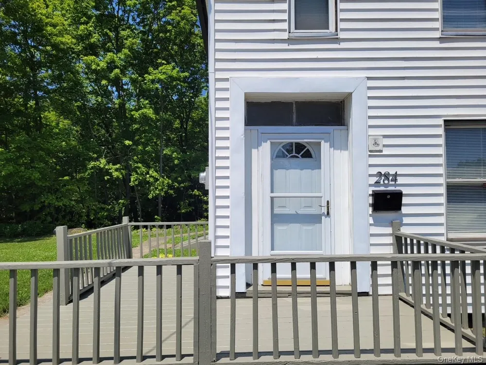 284 W Bridge Street Catskill, NY 12414