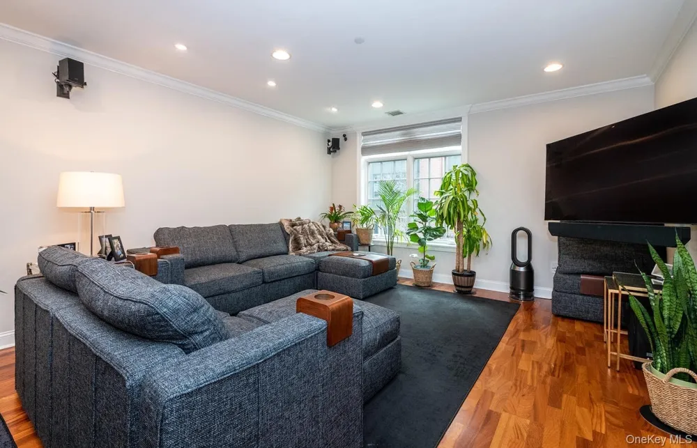 55 1st Street #108 Pelham, NY 10803