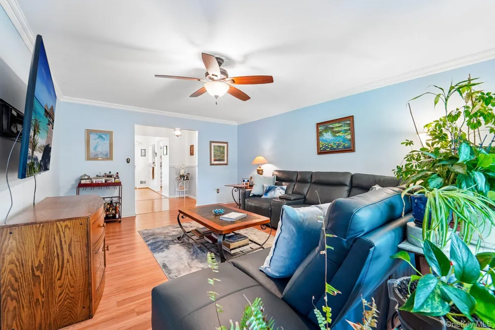 74 Bon Aire Circle #Q12 Suffern, NY 10901