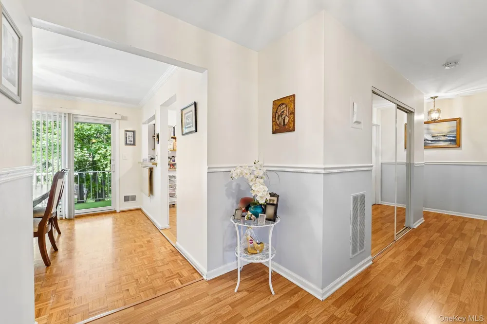 74 Bon Aire Circle #Q12 Suffern, NY 10901