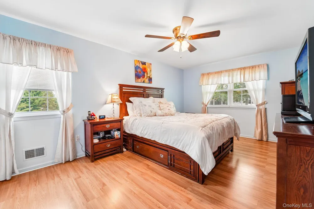 74 Bon Aire Circle #Q12 Suffern, NY 10901