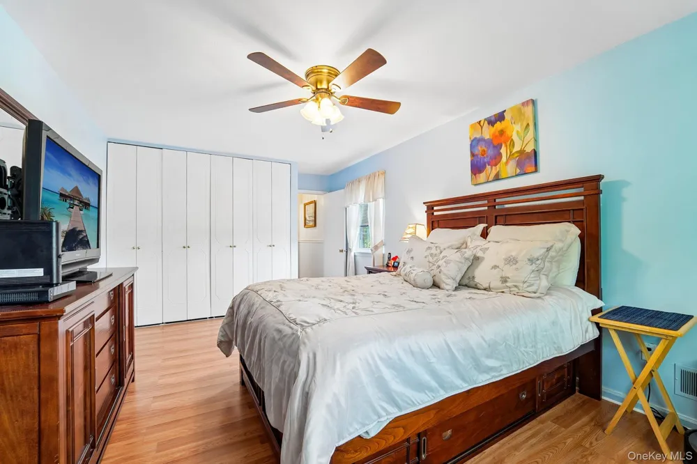 74 Bon Aire Circle #Q12 Suffern, NY 10901
