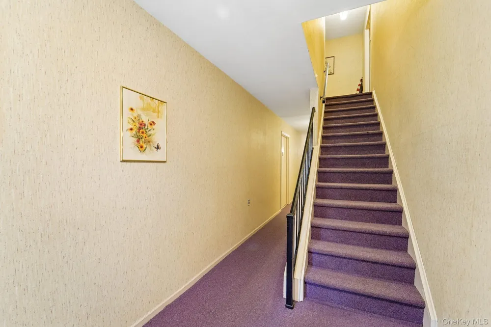 74 Bon Aire Circle #Q12 Suffern, NY 10901