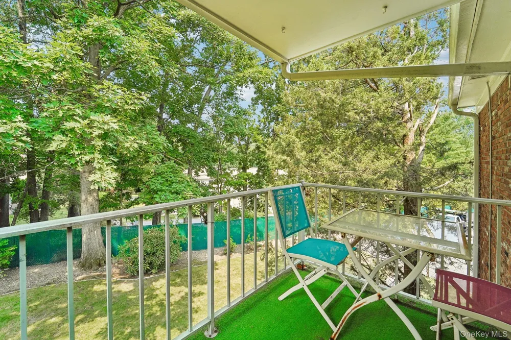 74 Bon Aire Circle #Q12 Suffern, NY 10901