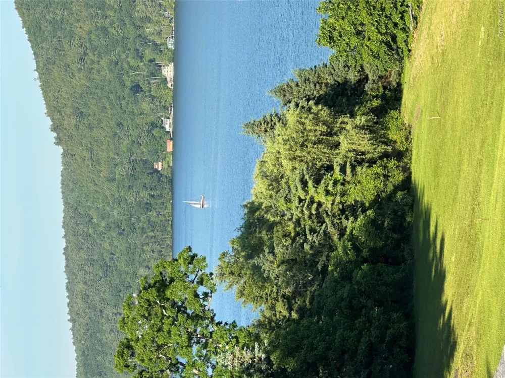 2978 Lakeshore Drive Lake George, NY 12845