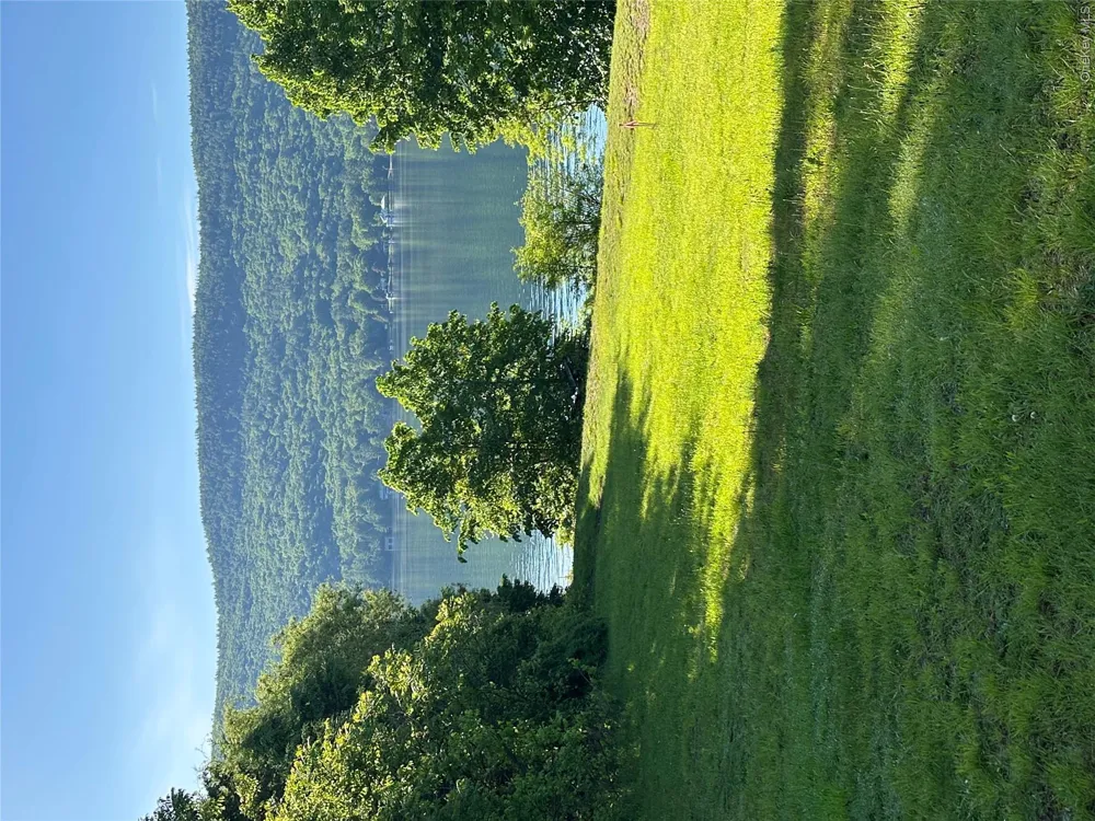 2978 Lakeshore Drive Lake George, NY 12845