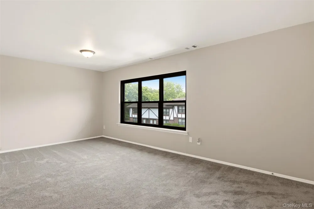 58 Bailey Court #58 Middle Island, NY 11953