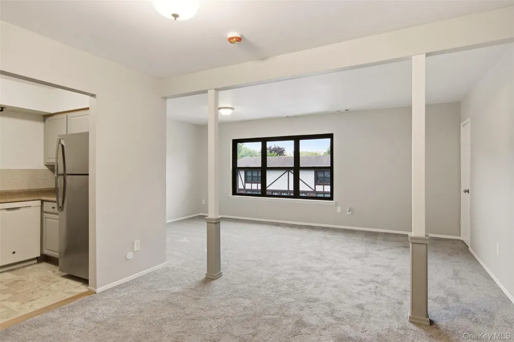 58 Bailey Court #58 Middle Island, NY 11953