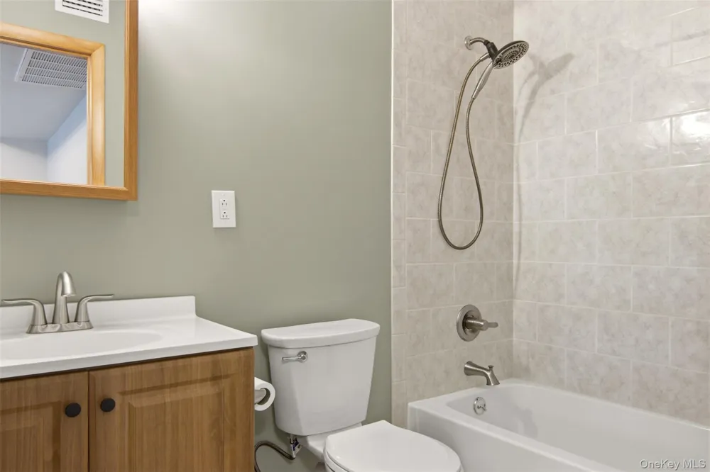 58 Bailey Court #58 Middle Island, NY 11953